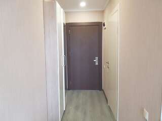 Апарт-отели Apartment Orbi Beach Tower Батуми Апартаменты-студио с видом на море-36