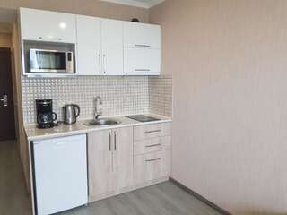 Апарт-отели Apartment Orbi Beach Tower Батуми Апартаменты-студио с видом на море-46
